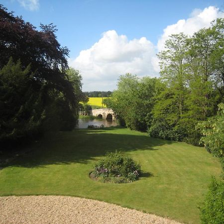 Castle Farm Guest House Peterborough Extérieur photo